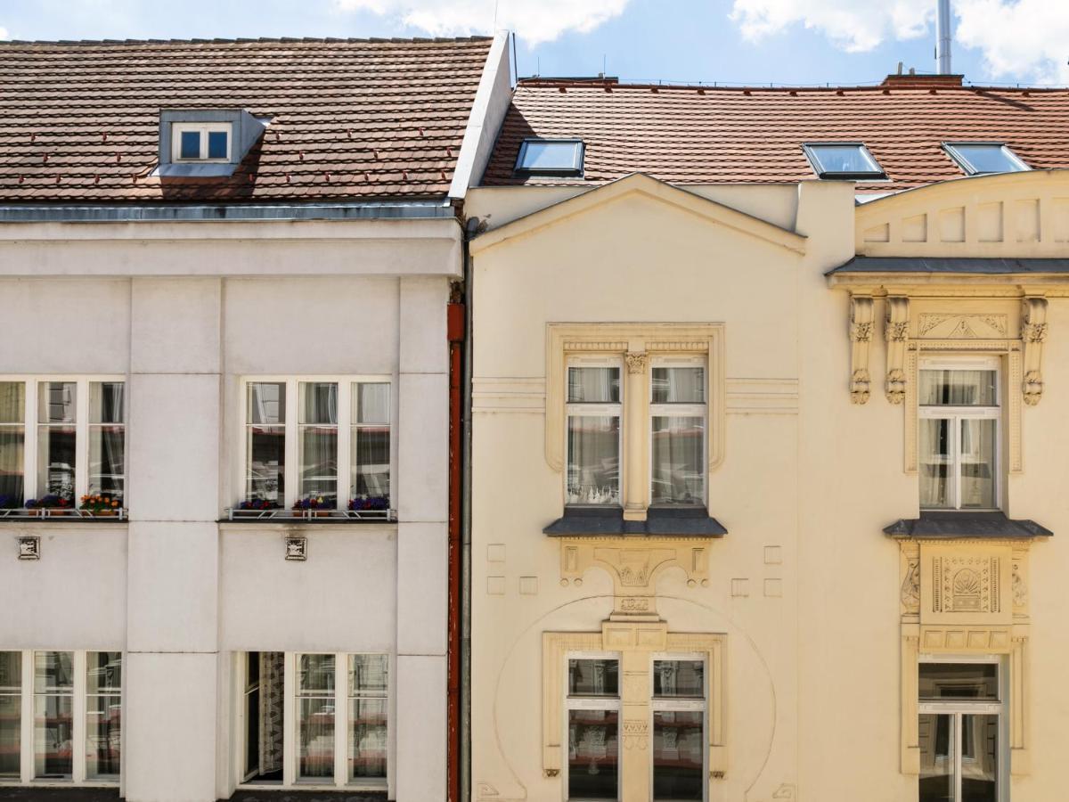 Numa Root 4* Praga